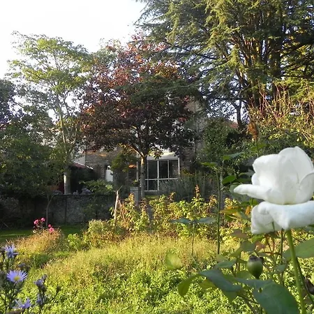 Vingt Mille Lieux Gasthof *